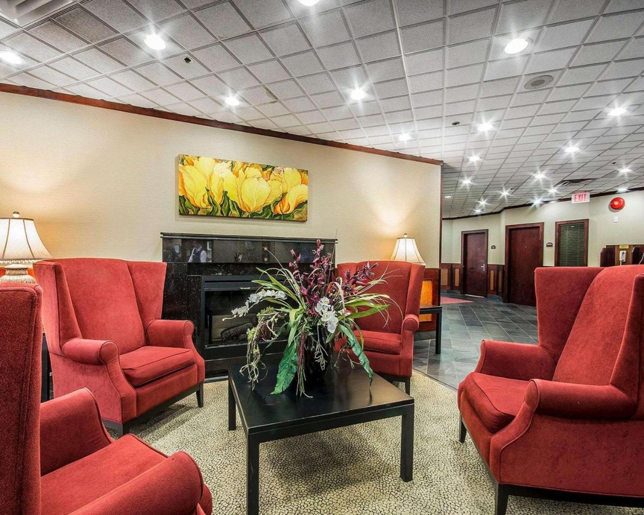 Comfort Inn & Suites فكتوريا المظهر الخارجي الصورة