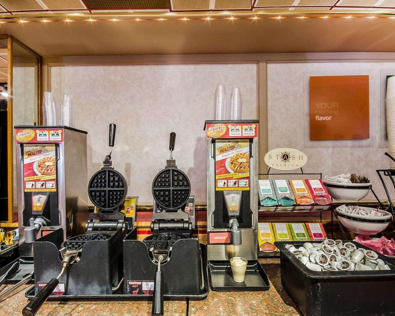 Comfort Inn & Suites فكتوريا المظهر الخارجي الصورة