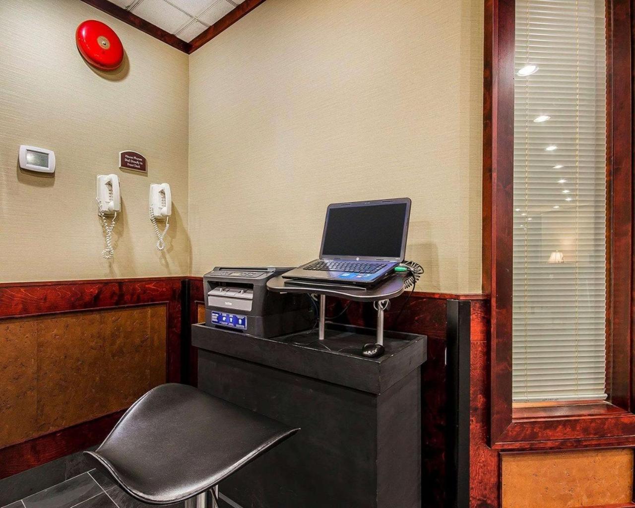 Comfort Inn & Suites فكتوريا المظهر الخارجي الصورة